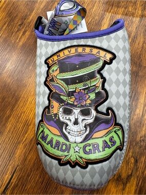 Universal Studios Mardi Gras “Party Like a Baron” Neoprene Drink Holder Lanyard